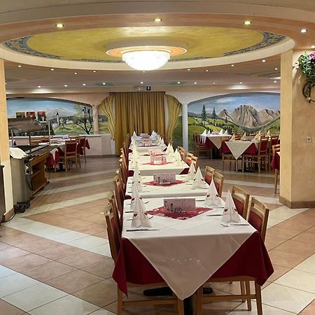 Hotel Saxl Campo di Trens Luaran gambar