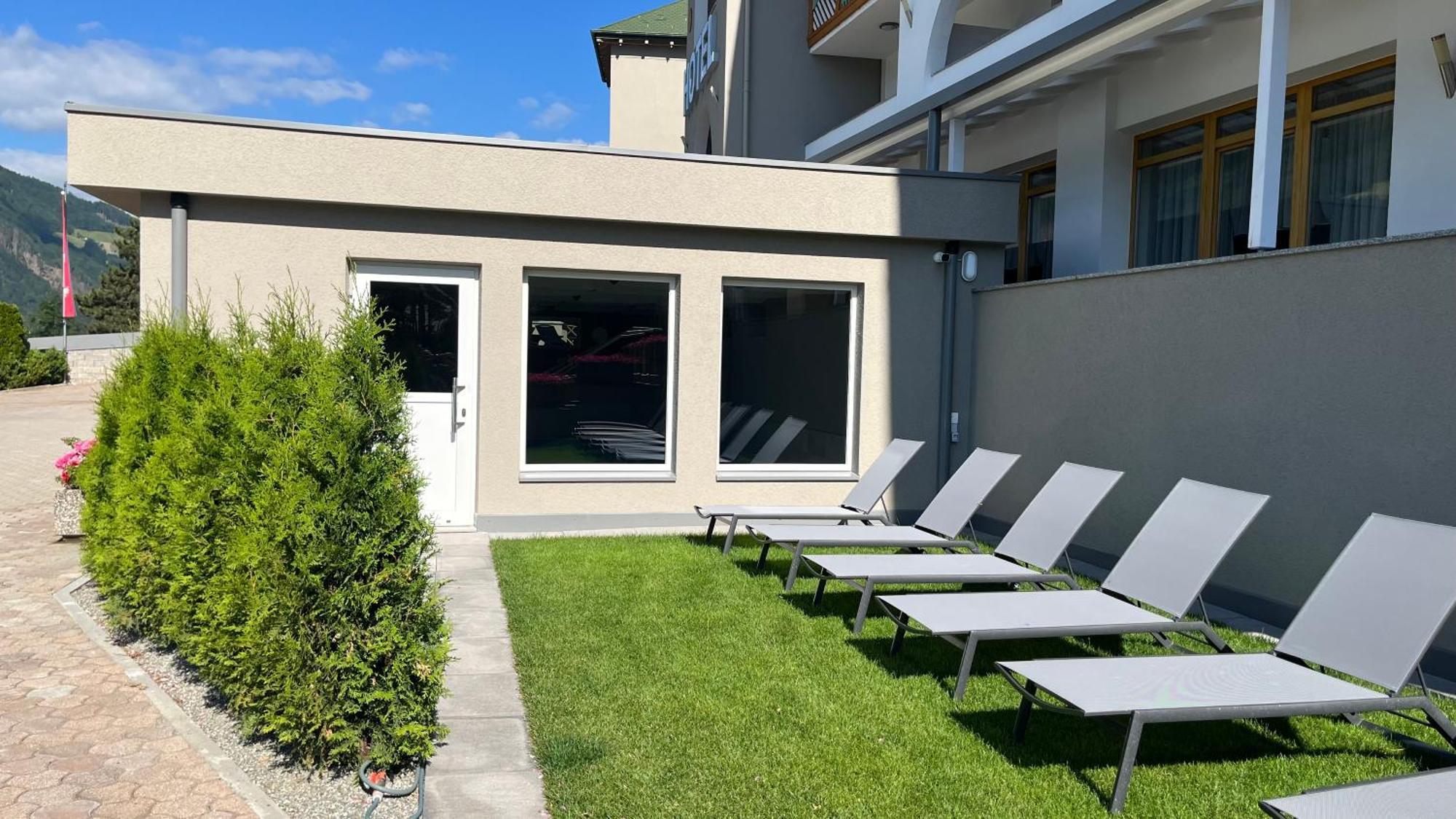 Hotel Saxl Campo di Trens Luaran gambar