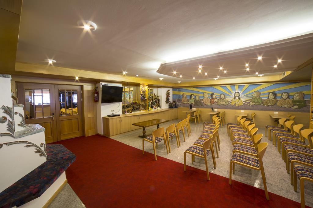 Hotel Saxl Campo di Trens Luaran gambar